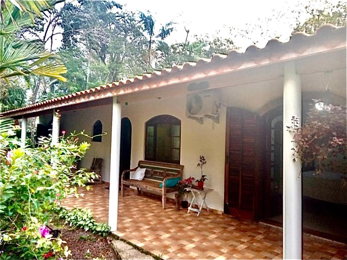 Suites Proximo Ao Rio Jaguareguava Em Bertioga Esterno foto