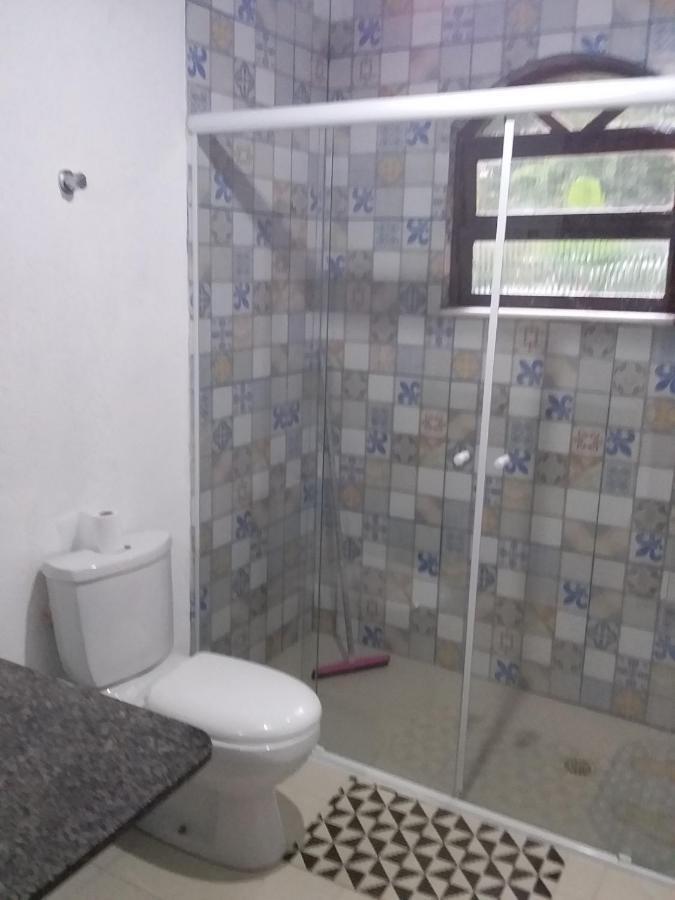 Suites Proximo Ao Rio Jaguareguava Em Bertioga Esterno foto