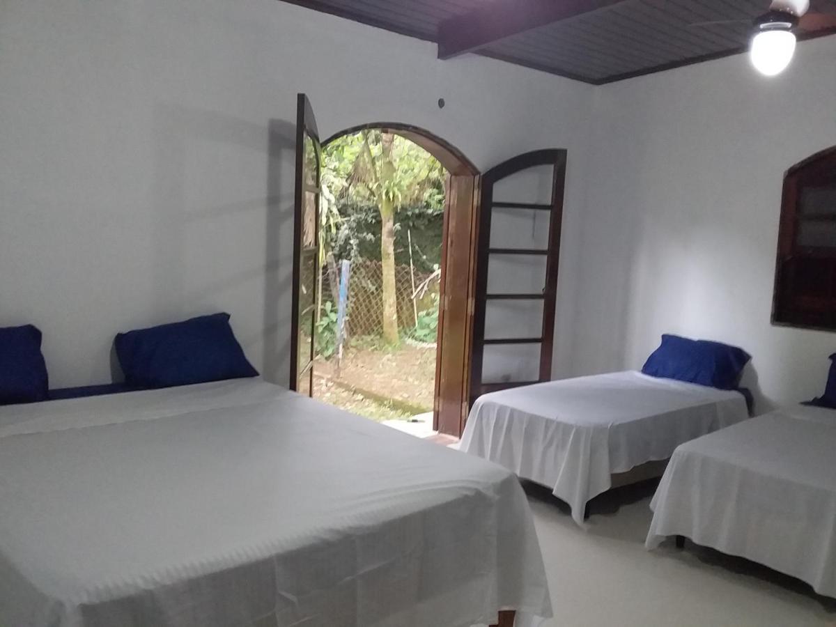 Suites Proximo Ao Rio Jaguareguava Em Bertioga Esterno foto