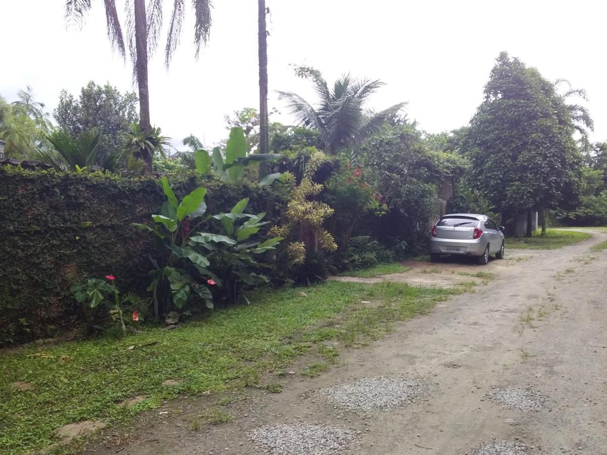 Suites Proximo Ao Rio Jaguareguava Em Bertioga Esterno foto